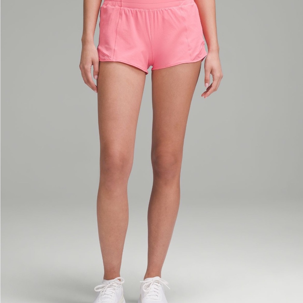 Lululemon Hottie Hot high rise 2.5 inch sakura pink size 8 like new